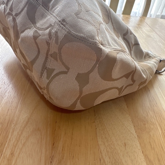 Coach Signature Shoulder Bag - Picture 7 of 9